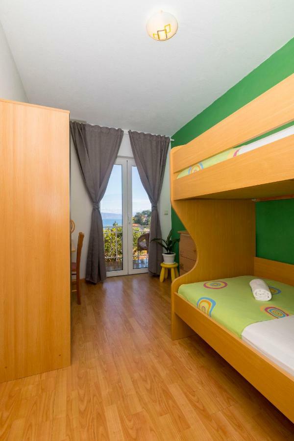 Apartments Palma Jelsa  Extérieur photo
